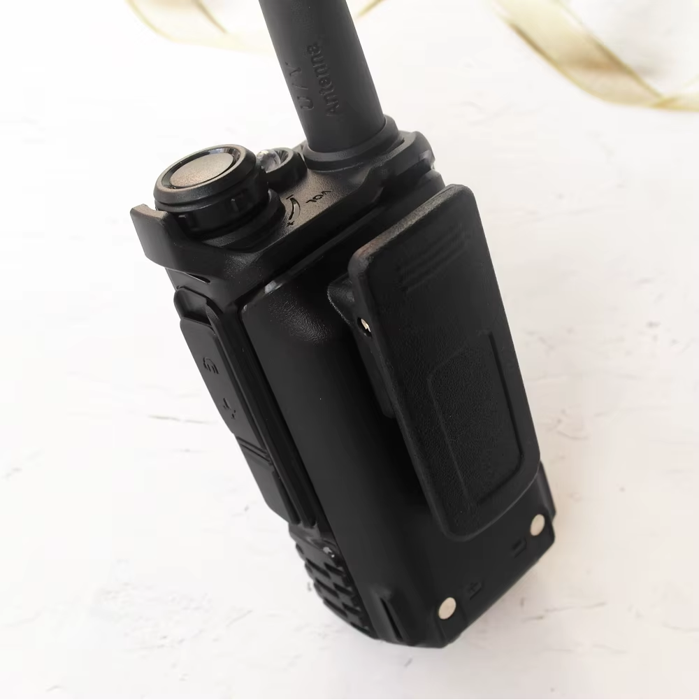 Radio Quansheng UV-5R Plus UHF/VHF