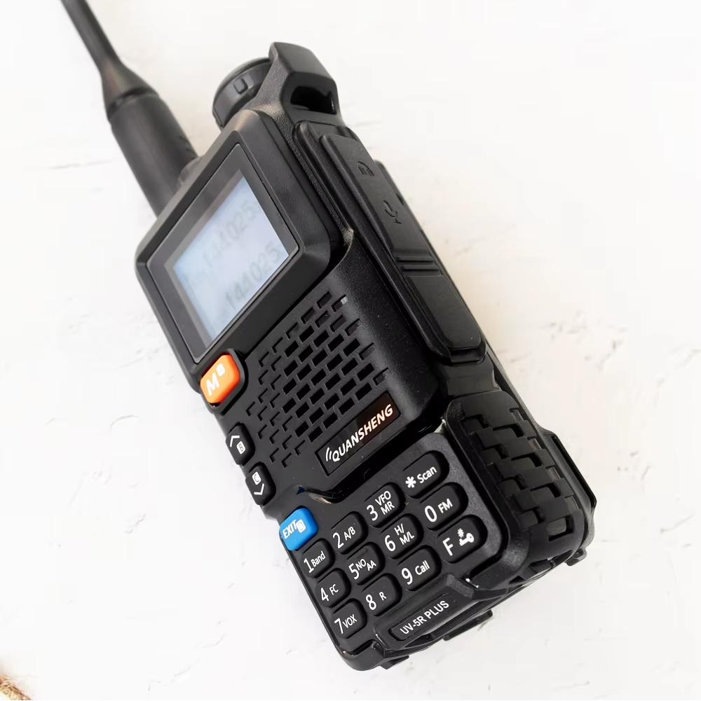 Radio Quansheng UV-5R Plus UHF/VHF