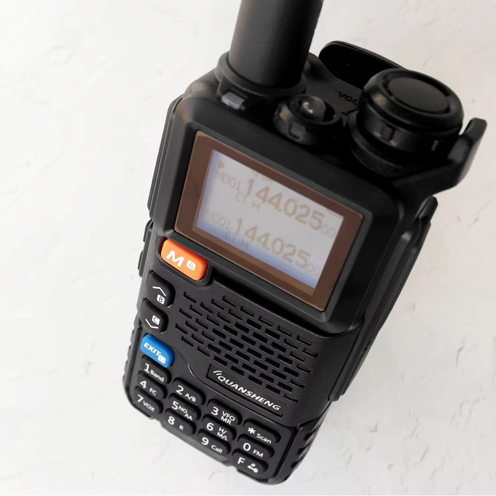 Radio Quansheng UV-5R Plus UHF/VHF
