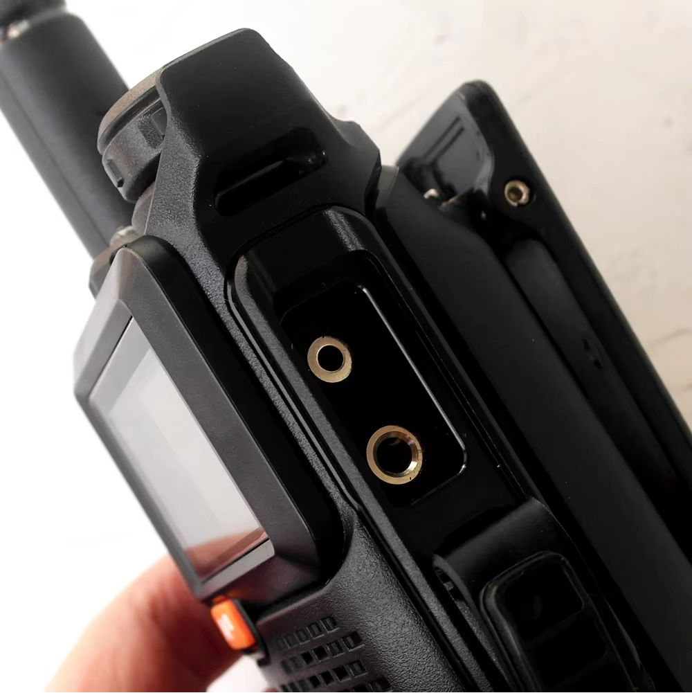 Radio Quansheng UV-5R Plus UHF/VHF