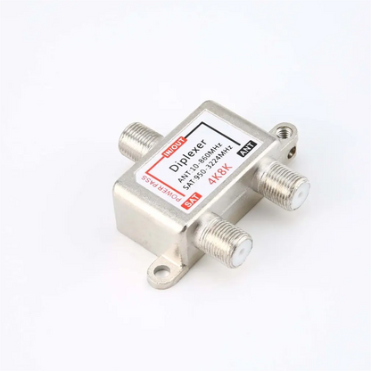 Diplexer 4K 8K – Separador/Combinador de Señal SAT y ANT (10–860 MHz / 950–3224 MHz)